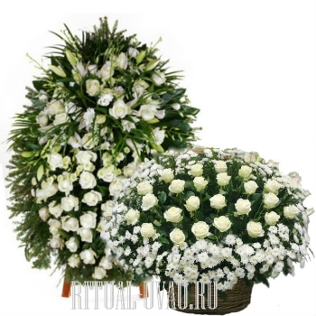Траурный венок с корзиной из 150 кипельно-белых цветов
