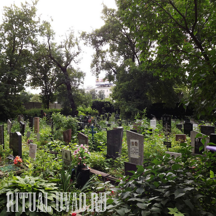 Миусское кладбище